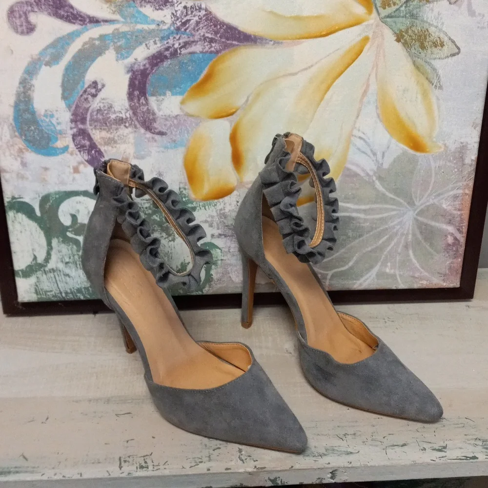 Charlotte Russe Gray, Pointed Toe, Ruffle Strap, Zip Back Heels - Picture 2 of 15